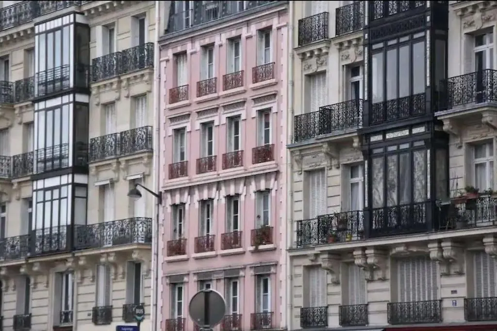 Coeur De Joli Nid Calme Clair Type Pied Notre Dame Lägenhet Paris